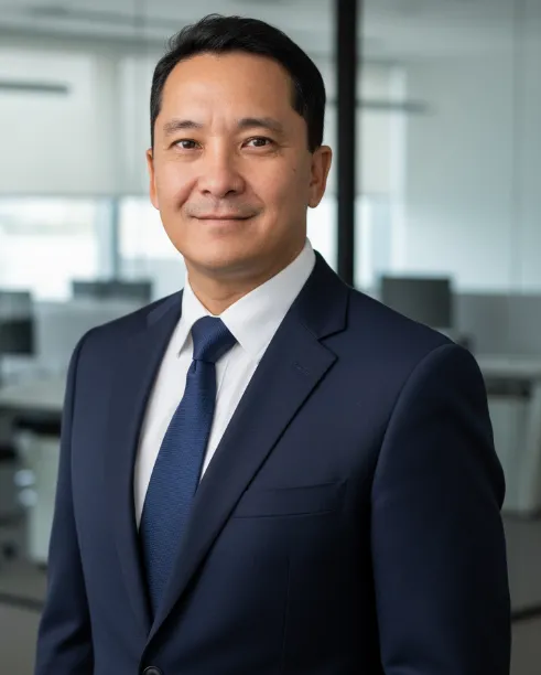 Marat ZHUNUSOV / Responsable du commerce international