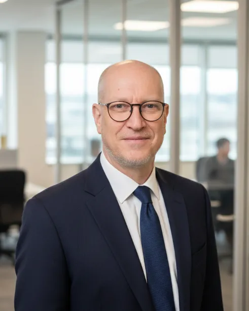 Nail Erginer / UK Sales